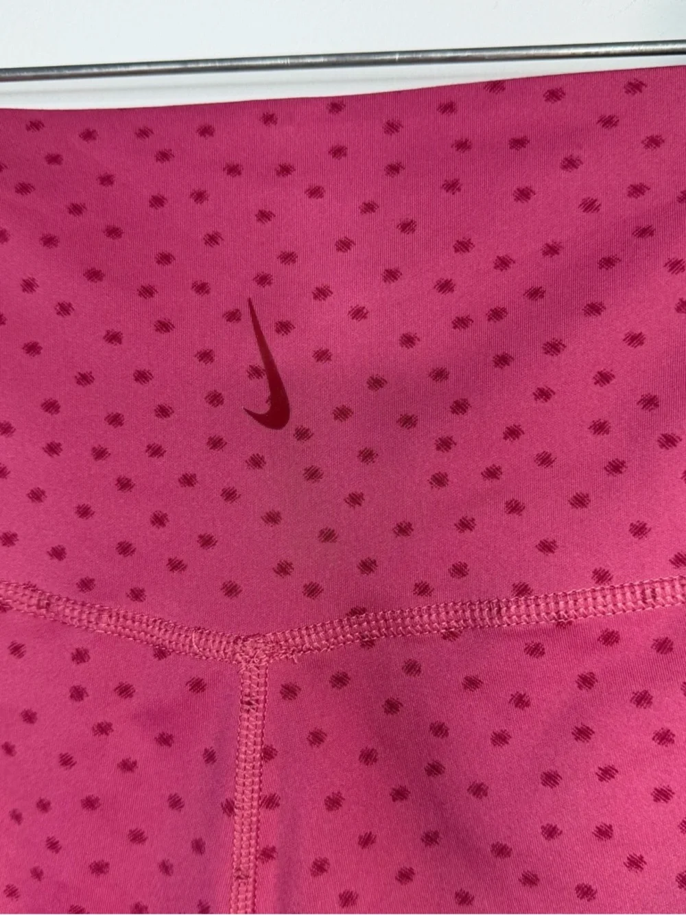 Nike Women Yoga‎ Dots Twist 7/8 Pants Leggings Medium DN4756-633 Rose Pink